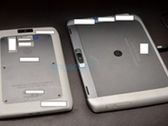 摩托罗拉Xoom 2兄弟平板合照 均为9mm厚