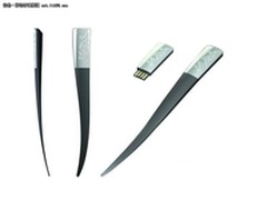 一个优盘两种用法 爱国者发簪U盘U806