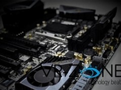 怪异六条内存插槽 华擎自泄顶级X79主板