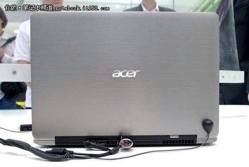 Ultrabook成Air劲敌 Acer S3  真机图赏