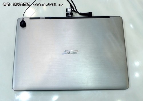 Ultrabook成Air劲敌 Acer S3  真机图赏