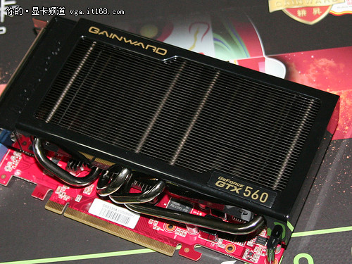 AIC发飙了 优异GTX560杀价1399还送U盘