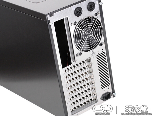 联力PC-A05FN的外部细节