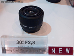 索尼NEX微单专用 适马出30mm F2.8镜头