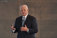 EMC乔图斯：收购研发并举 笃定技术战略