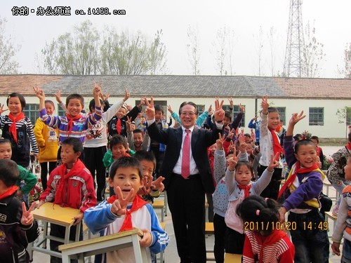 东芝持续教育支援 再建希望小学