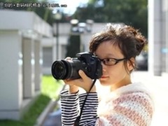 搭载17-40镜头 佳能60D促销价10999元