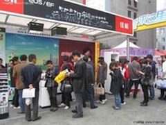 佳能“秋风献礼EOS月”火爆盛况不错过