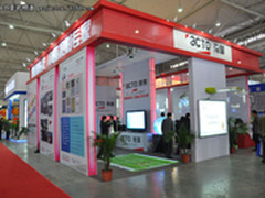 科技让教育更精彩 雅图亮相成都普教展