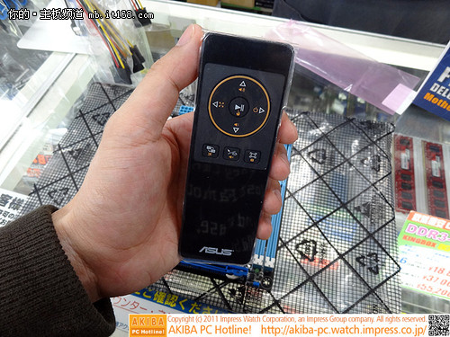 搭配遥控器 华硕miniITX A75开始出售