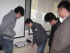 年末更给力 日立商务投影火爆热销