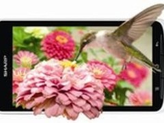 夏普红色AQUOS PHONE旋风现精彩3D世界