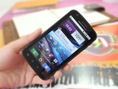 金属震撼感 摩托罗拉 Atrix 4G售2099元