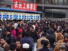 手机购票更符合农民工需求安全不容忽视