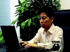 黑客教父透危机：2012爆发更大安全事故