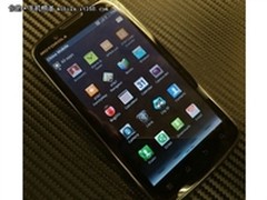 双核智能机 摩托罗拉 ME865售价2350元