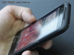 独特立体式后盖设计 HTC G11售价2260元