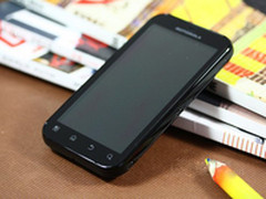 专属年轻人的三防机 摩托MB525+仅1500