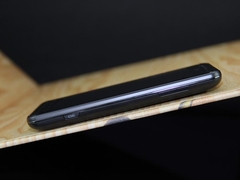 4.3英寸双核裸眼3D LG P920降至2199