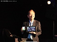 华硕 PadFone手机+平板概念震撼通讯展