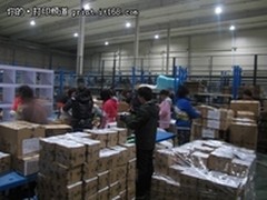 “卖单反相机如卖白菜”