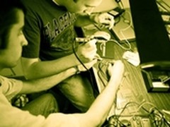 用iPhone控制单反 相信这个很快就实现