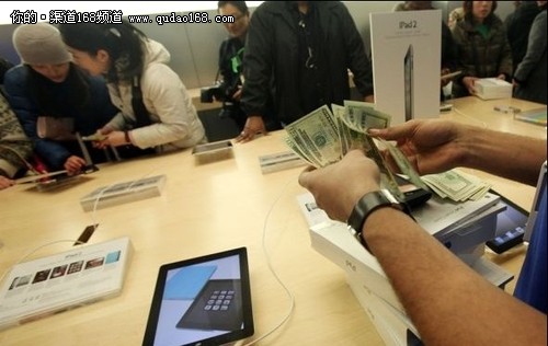 PCWorld:ƽԽƶPCгչ
