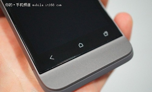 此前曝光的HTC One V灰色版本真机图片