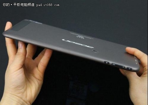 比ipad2轻10% 爱立顺3G平板M19真机图赏