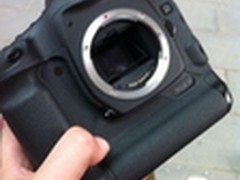 组委会干嘛吃的？！ 车展第1天偷窃频发