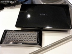 索尼展示最新Google TV机顶盒及遥控器