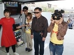 卡车开出液晶电视新世代—秦皇岛站