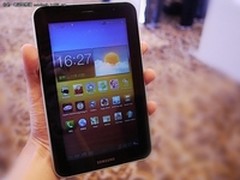 扛着平板打电话 三星P6200惊艳2850