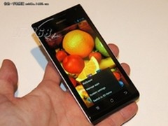 超薄机身 最薄双核 华为P1售价2199元