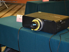 炫亮新品 聚势耀龙 松下PT-SLW63C上市