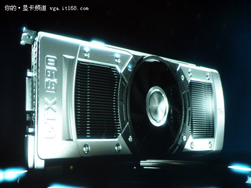 暴强双核心 NVIDIA上海NGF发GTX690显卡