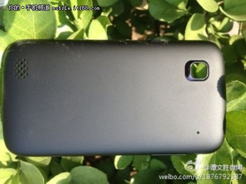 仅售699元双核北斗小辣椒手机下月开卖-IT168