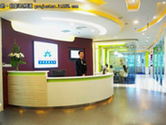 想和灯泡说再见 培训机构投影应用访谈