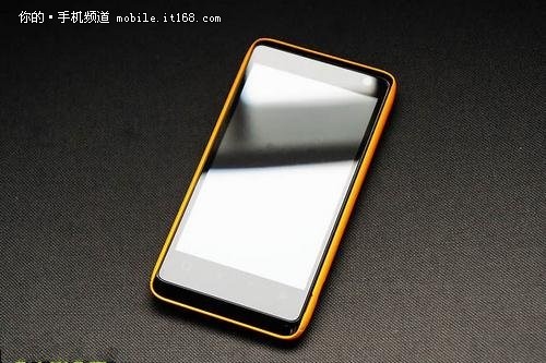 天语大黄蜂w806(售价1199-1298元)-699到199