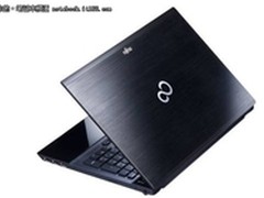 富士通LIFEBOOK AH552开启大屏办公商务