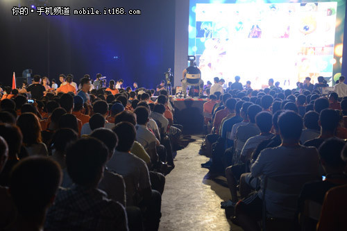 48小时的疯狂 小米2发布会精华内容汇总-IT16