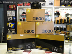 平民全画幅单反 尼康D600售价13800元