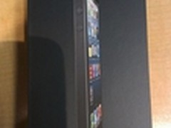 设计简洁！世界上首个iPhone 5开箱照