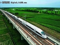 开学路上 还需巴法络移动电源陪伴