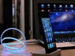 闪电接口被破解 iPhone5夜光充电线来了