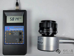 是真是假? 老镜头含放射性物质会伤身体