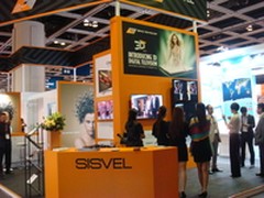 裸眼畅享3D视觉 希思卫亮相香港电子展