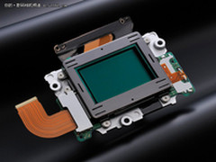 内部空隙大　尼康D600曝传感器进灰问题