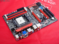 WIN8首选 战斧A85售699元