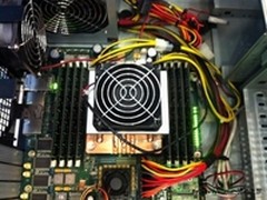 四核算什么?Intel开发48核心移动处理器